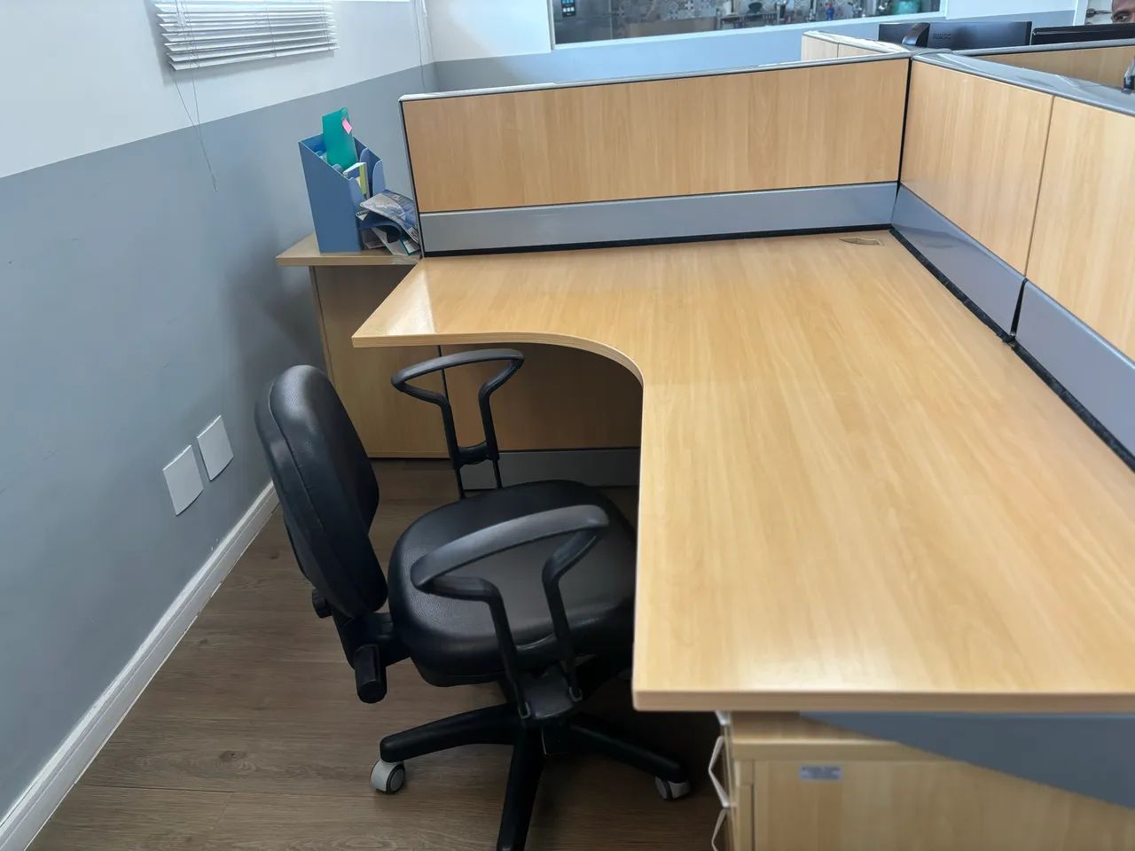 Mesa para escritório com baías - Foto 4