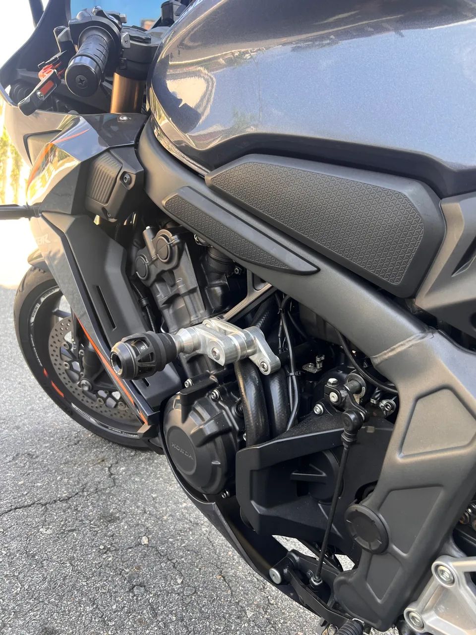 Honda CBR 650R 2020 - Apenas 22.000km + R$ 5k em Acessórios (Impecável) - Foto 10