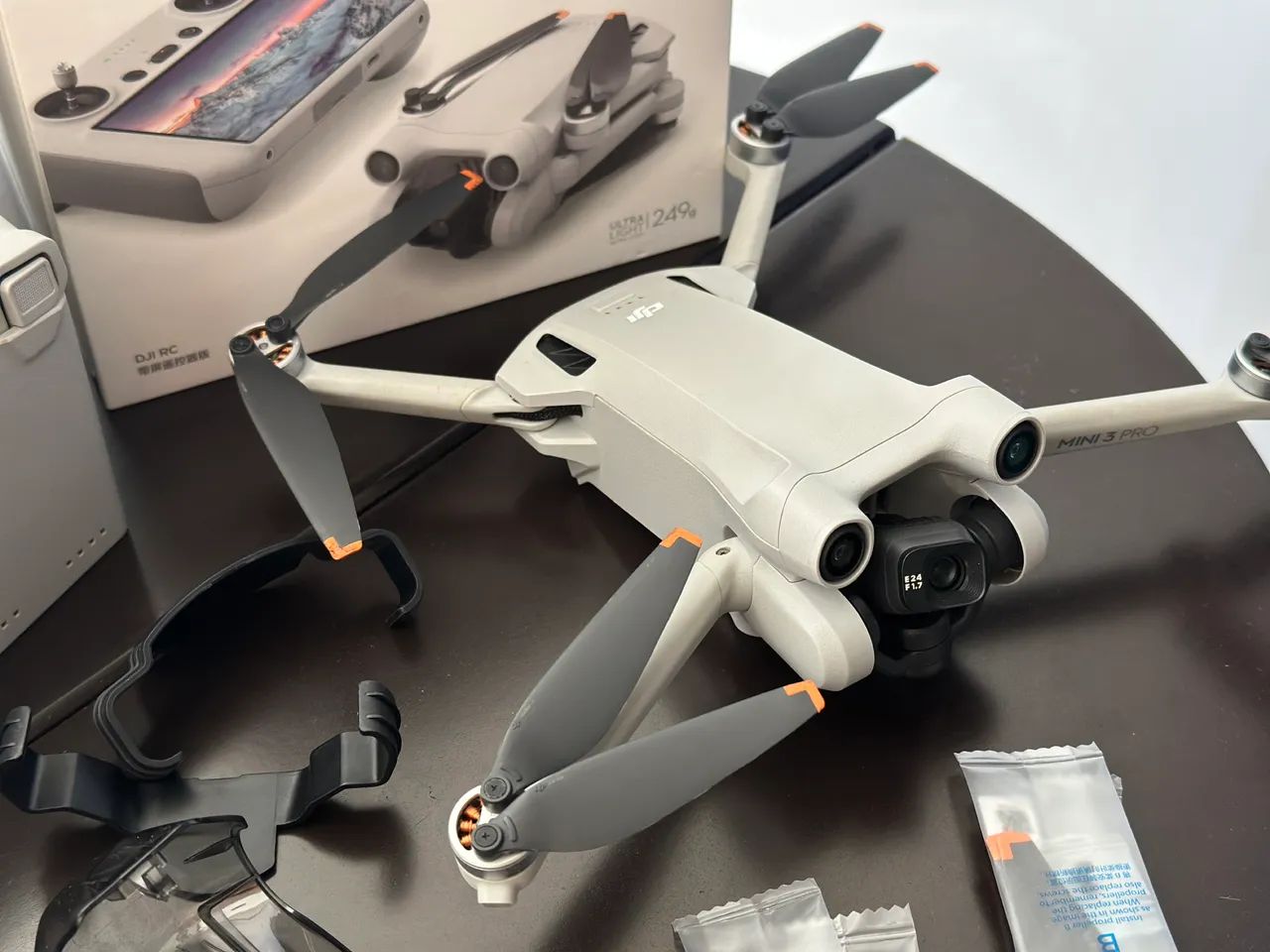 Drone DJI mini 3 PRO (controle com tela) kit fly more - Foto 4