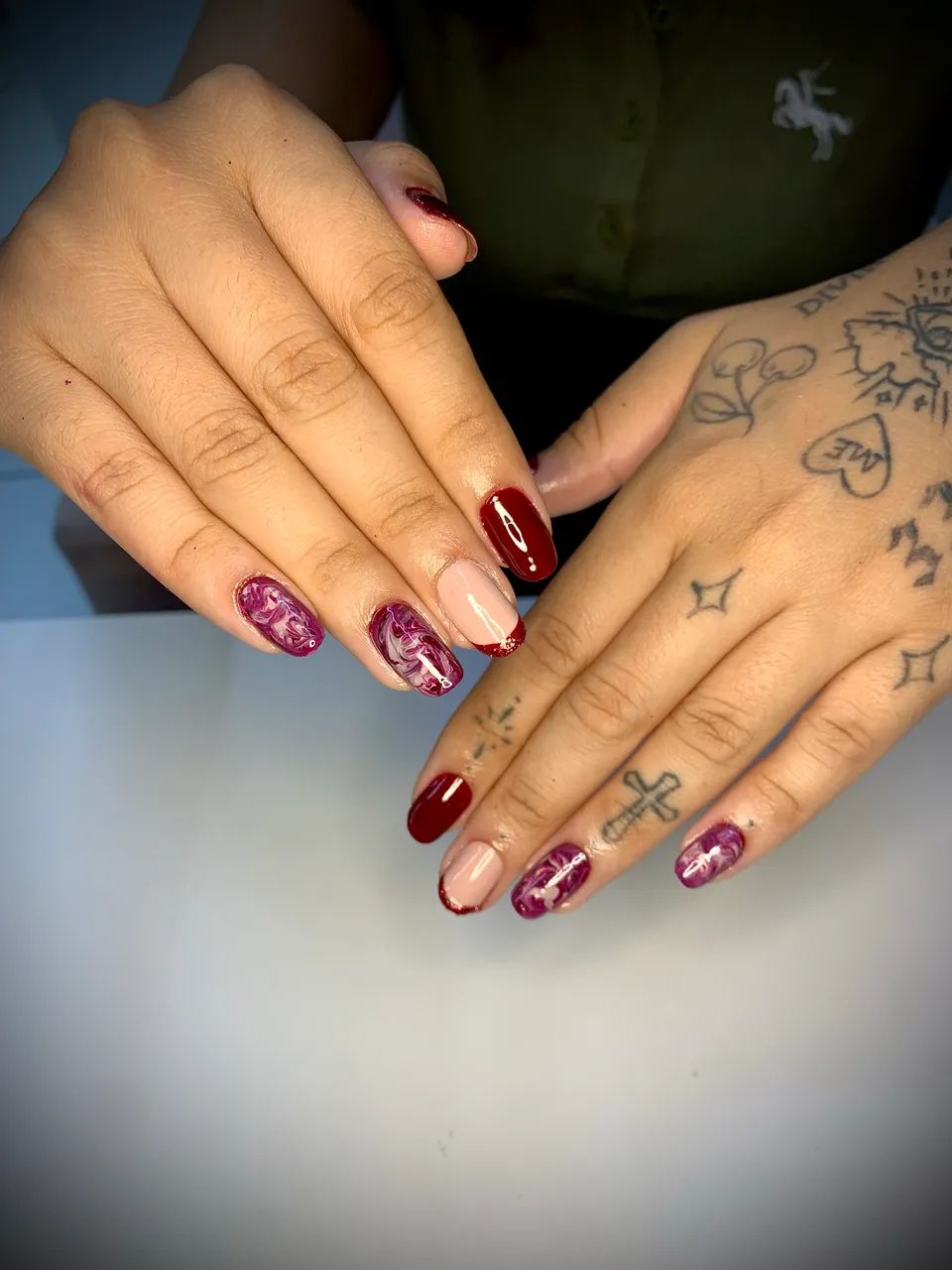 Manicure e Pedicure/Esmaltação em gel R$50,00 - Foto 2