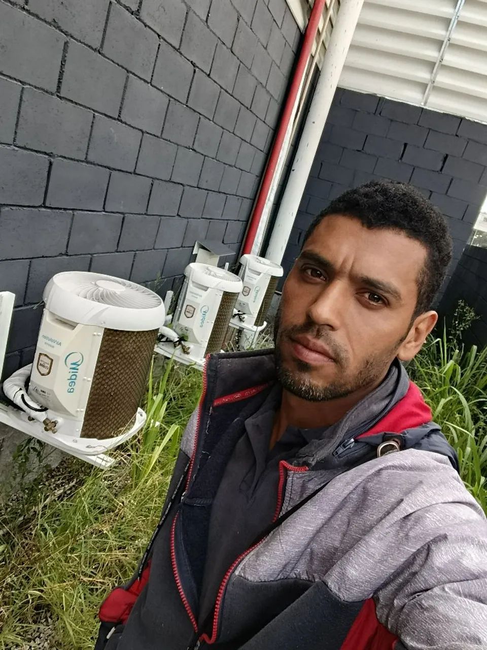 Conserto e instalação de ar condicionado  - Foto 2