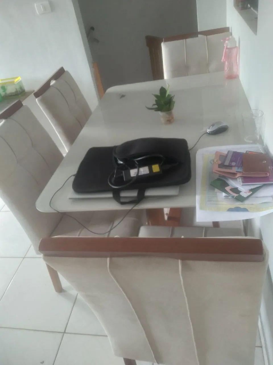 Mesa 4 cadeiras