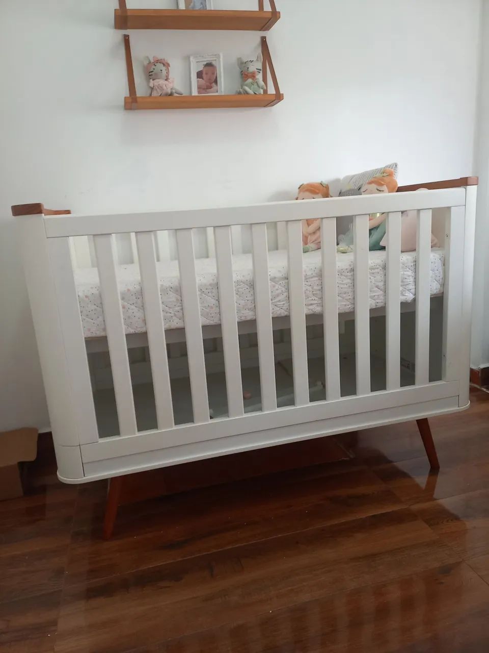 Lindo berço em madeira 2 em 1. - Foto 4