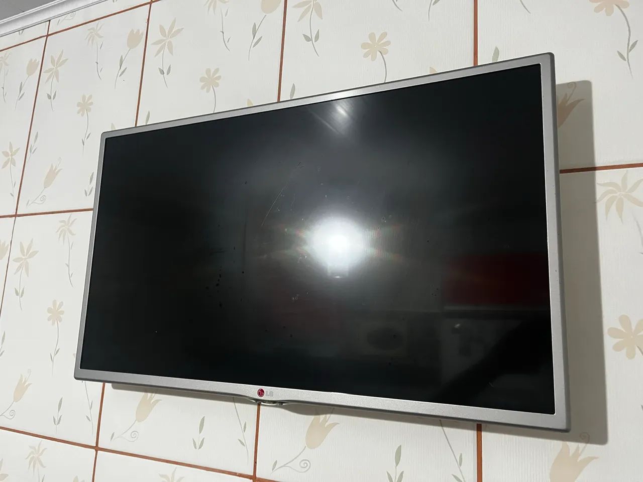 Tv LG 32 Para Retirar Peças  - Foto 2