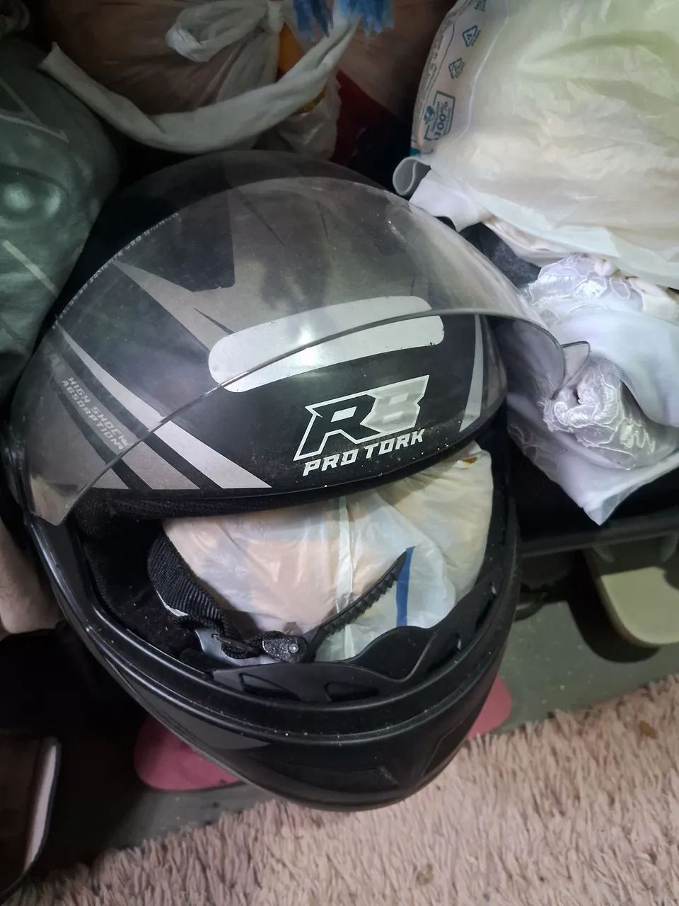 Capacete495416871885230081