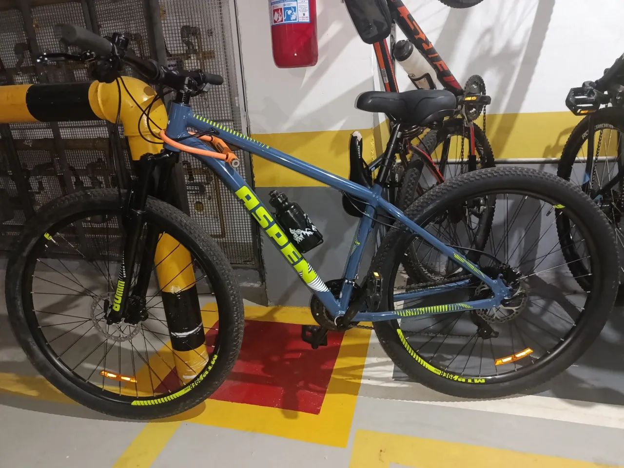 BICICLETA CALOI ARO 29 
