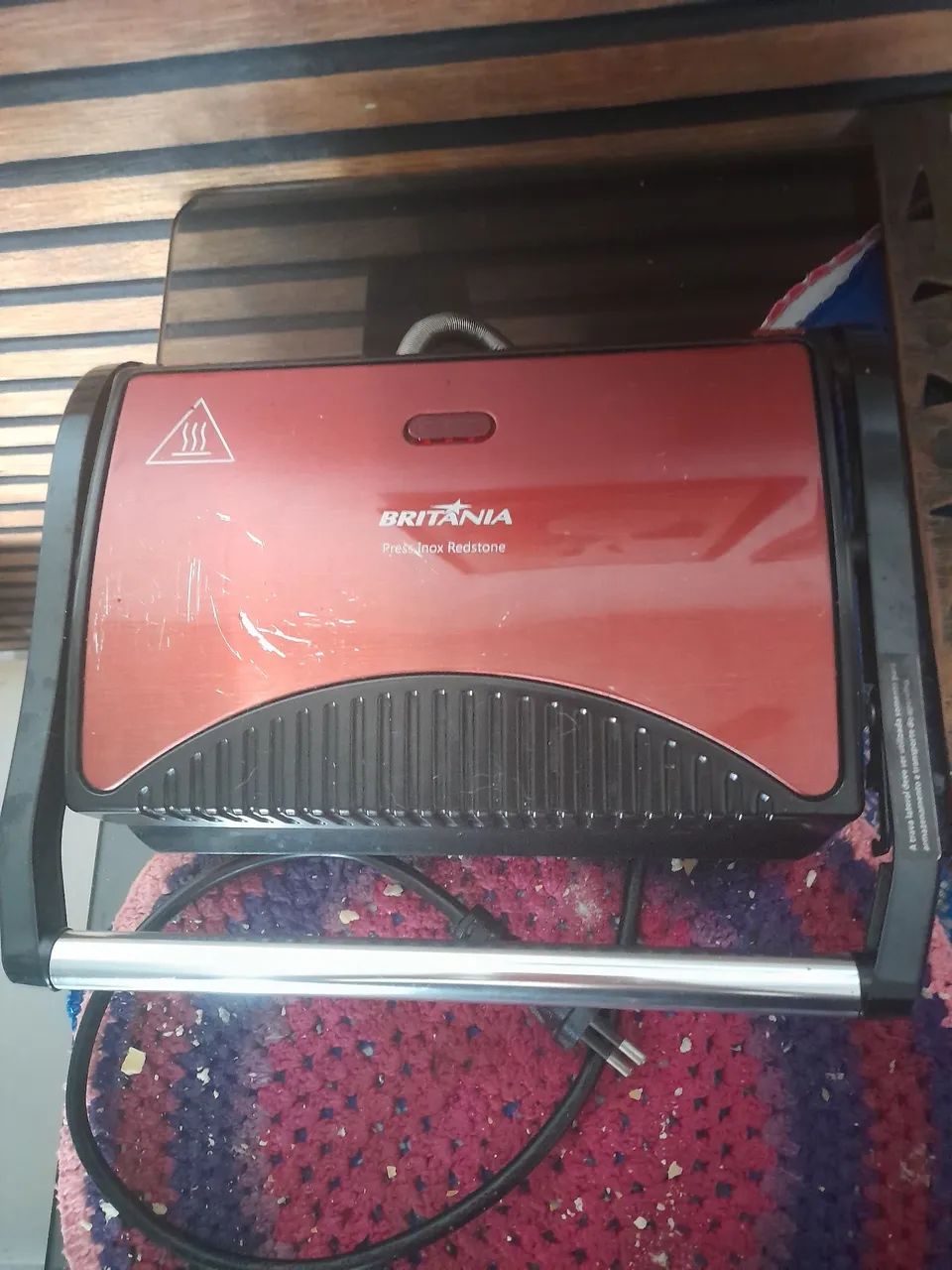 Torradeira e grill Britânia 