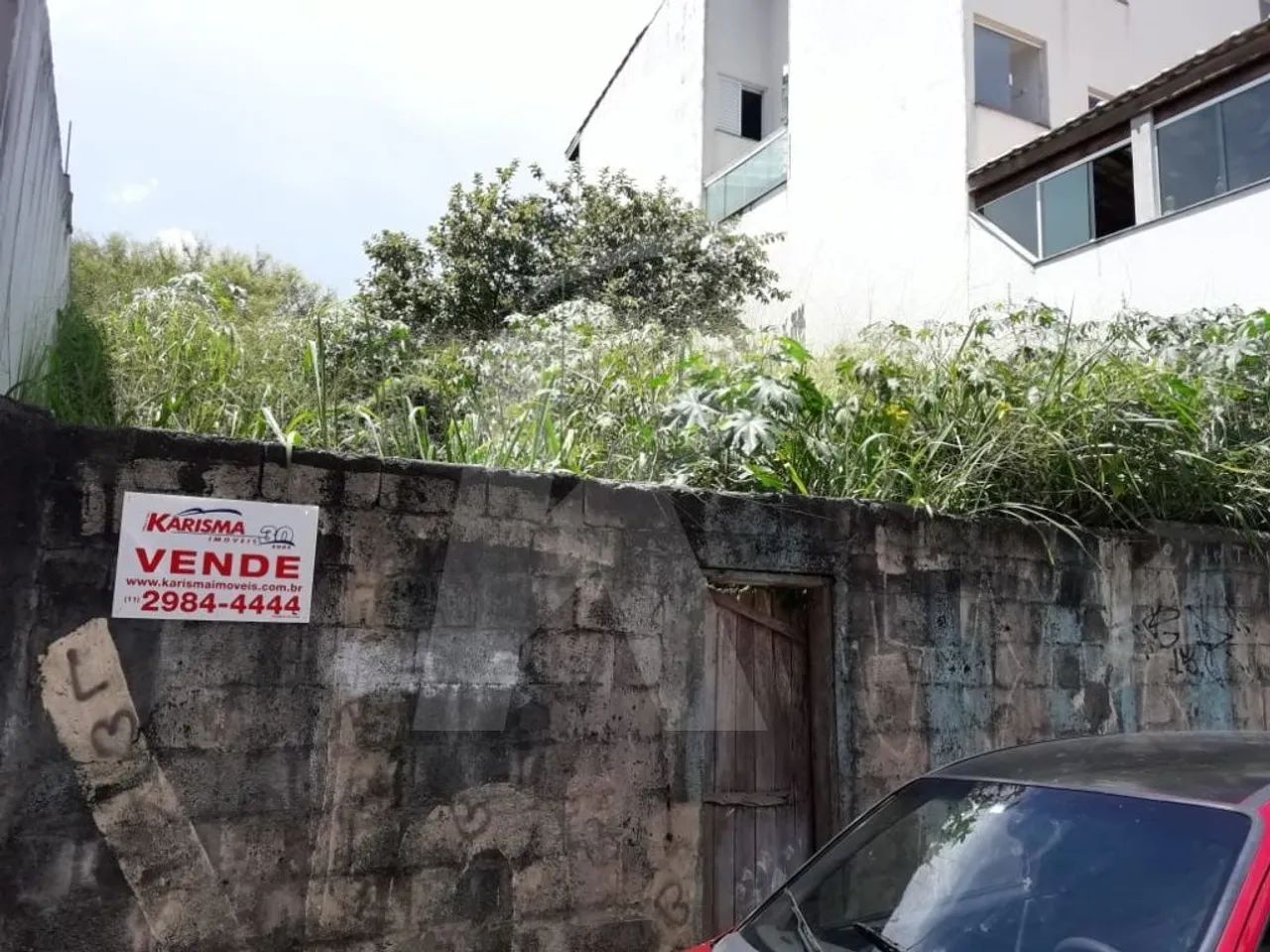 Terreno limpo de 10x25 na Parada Inglesa.