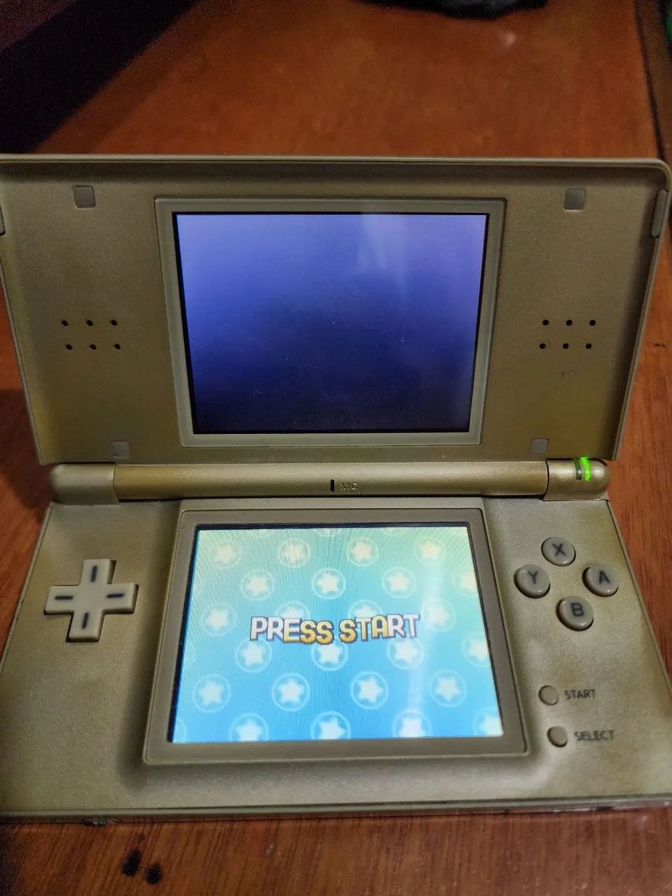 Nitendo ds lite com defeito no estado 
