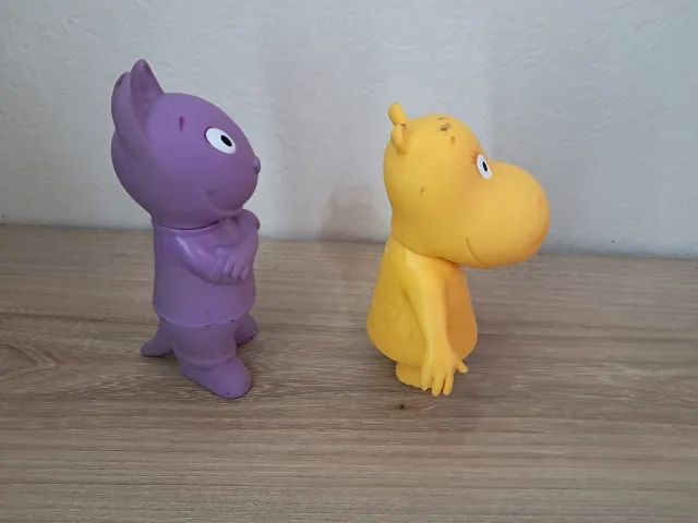 Kit 2 Bonecos Backyardigans Tasha e Austin - Elka (Usados) - Foto 4