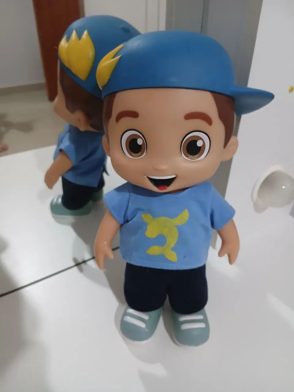 Boneco Lucas Neto que fala