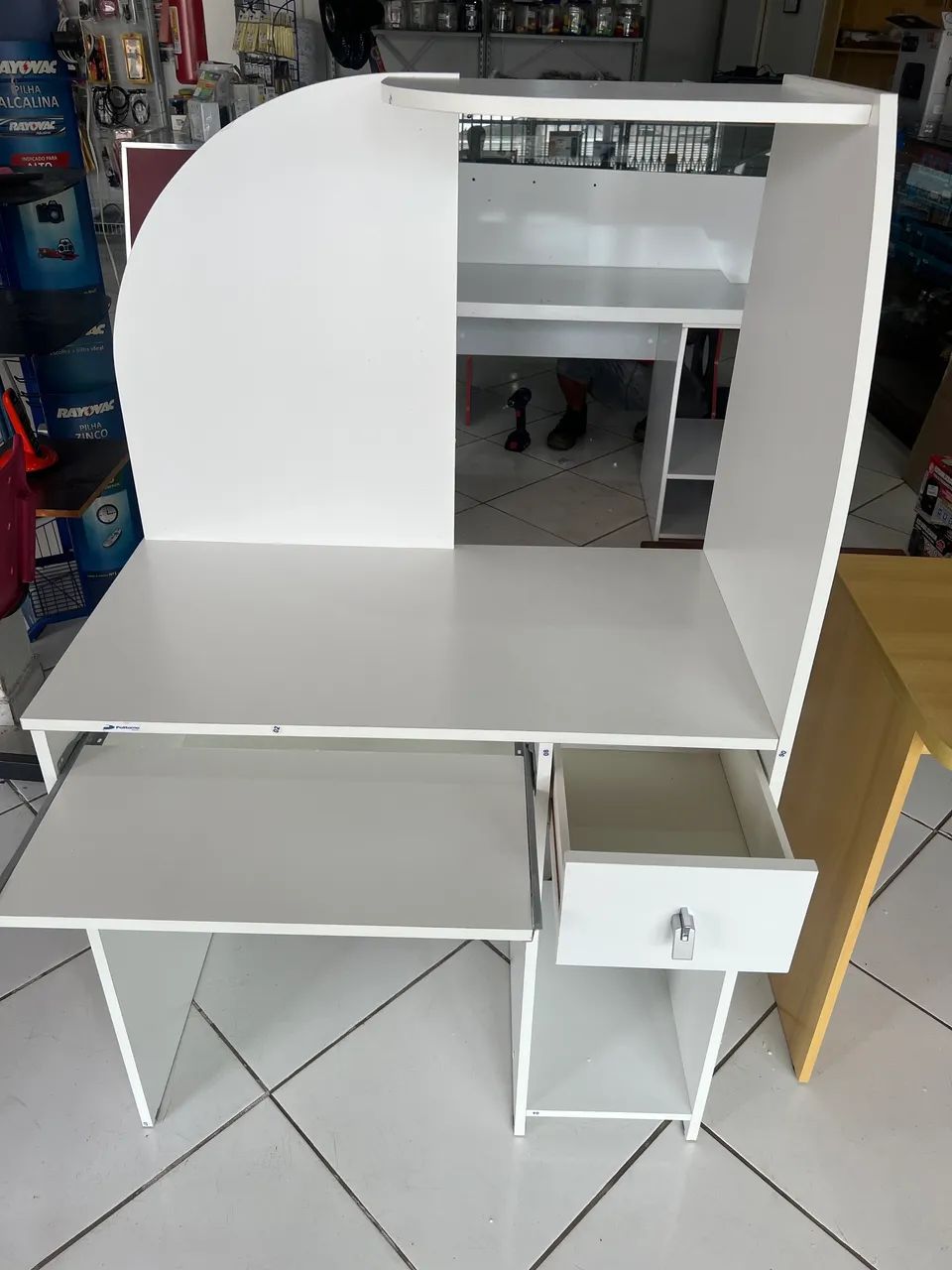 Mesa para PC com gaveta e suporte para teclado  - Foto 2