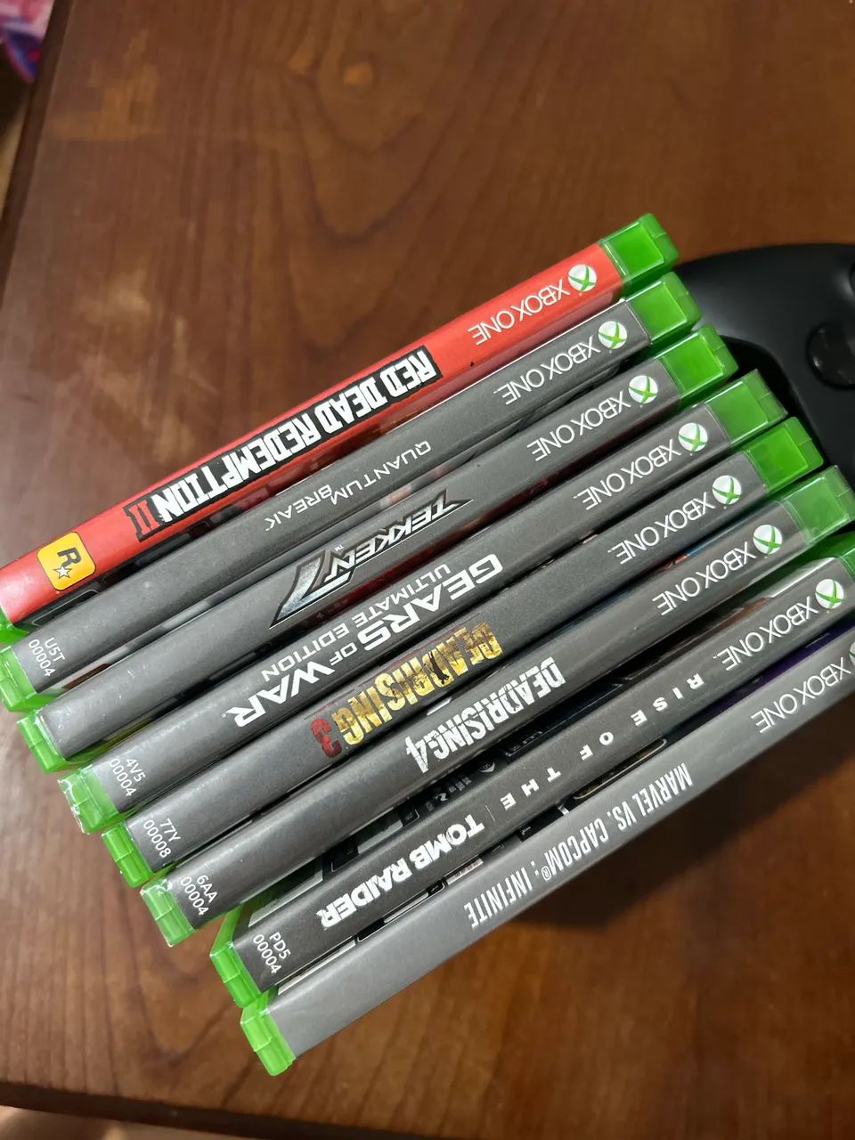 Xbox One com controle e 8 jogos - Foto 2