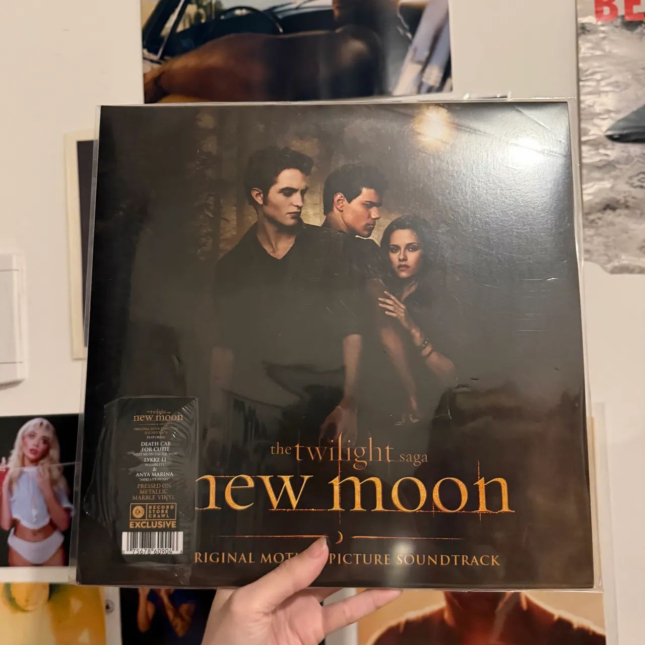 Saga Twilight New Moon Vinil Gold 