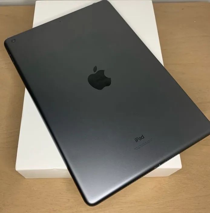 Apple iPad Wifi 9th Geração Cinza Espacial - Praticamente novo