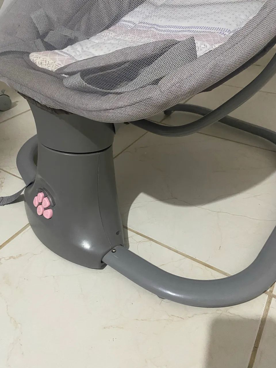 Cadeira de balanço pra bebê  - Foto 2