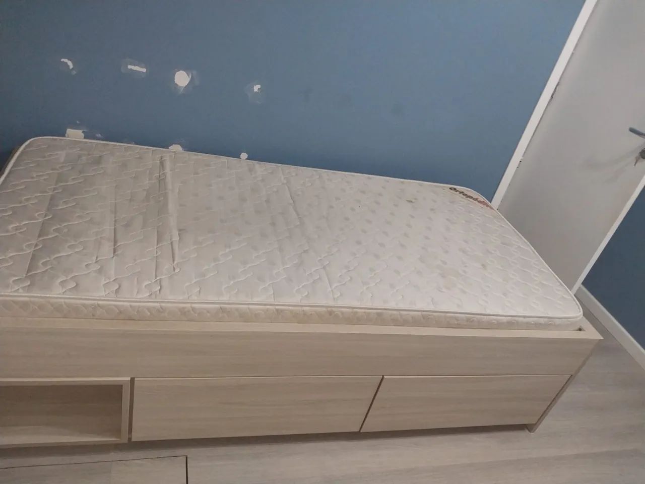 Cama de solteiro