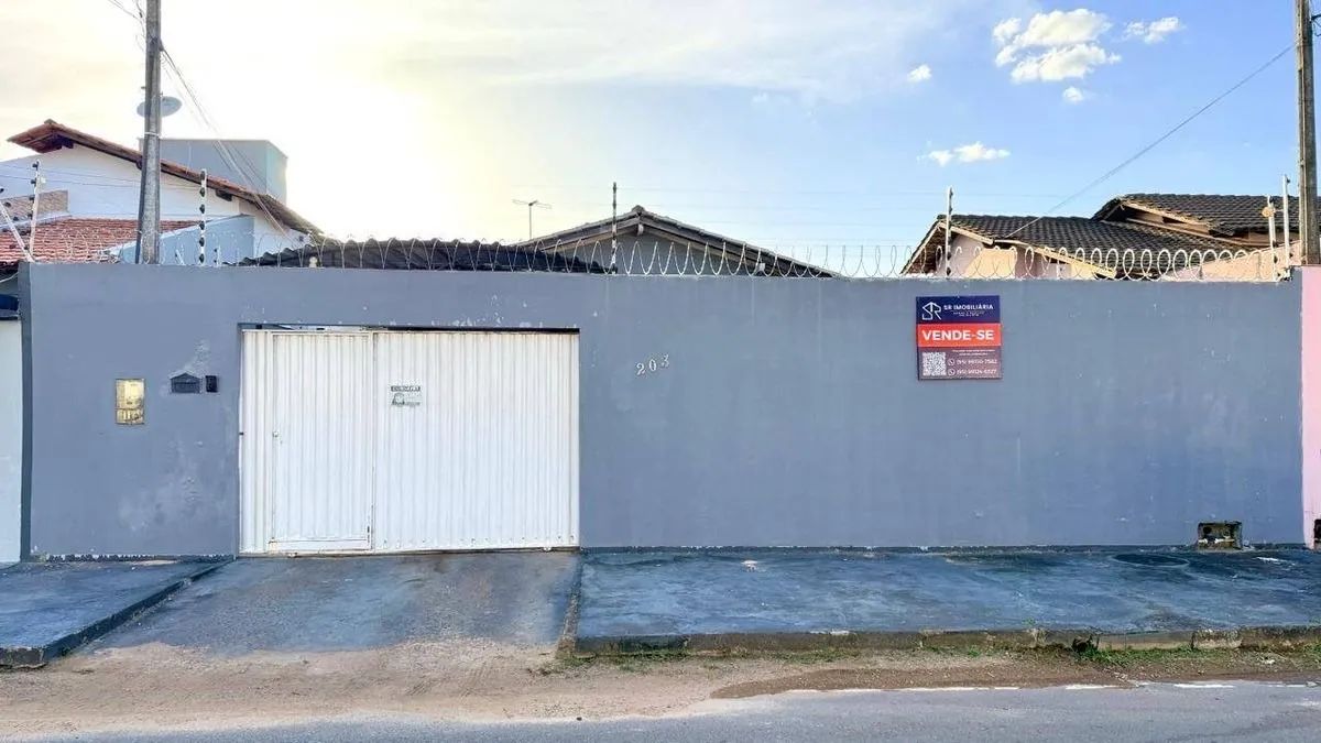Vende-se casa no cidade satélite com 2 quartos e piscina 