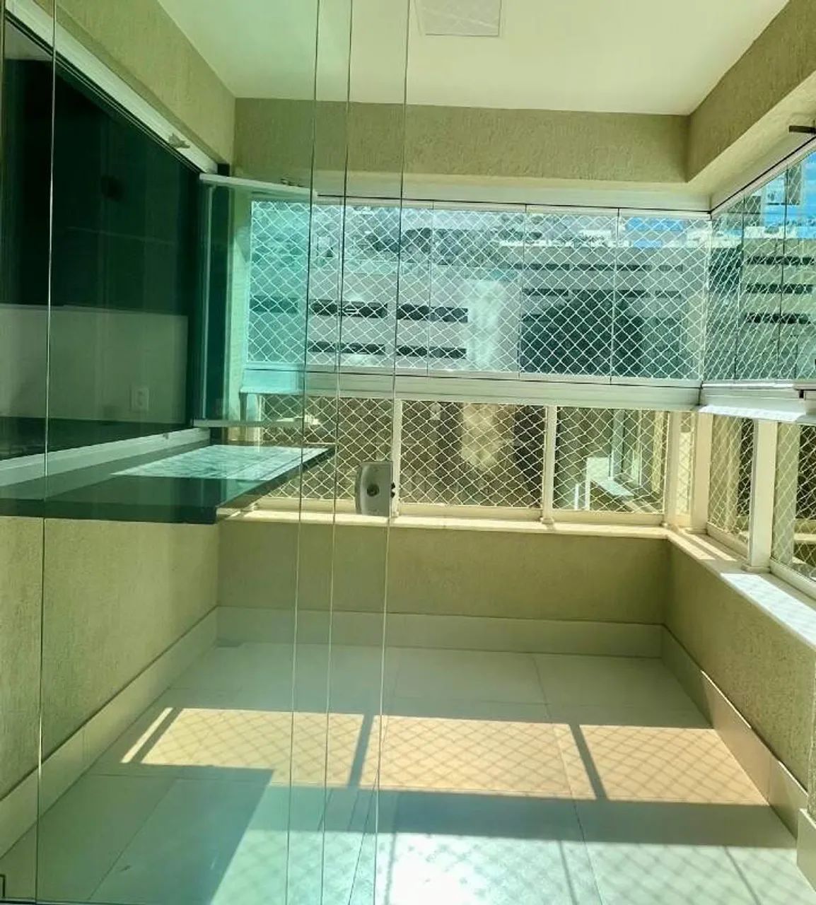 Apartamento com 2 quartos disponível para alugar no Vila da Serra!! 77m2