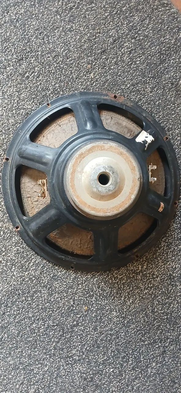 Alto falante usado jbl tornado de 15 polegadas  - Foto 2