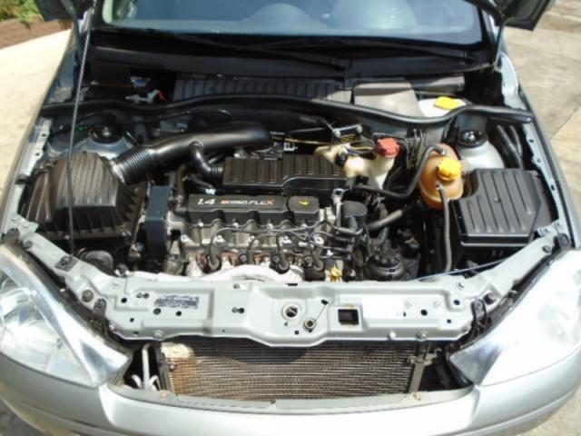 CHEVROLET CORSA HATCH PREMIUM 1.4 8v 4P - Foto 4