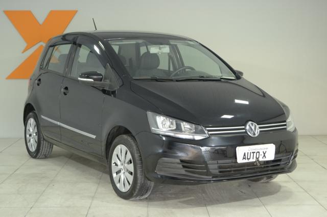 VolksWagen Fox Trendline 1.6 Flex 8V 5p - Preto - 2015 - Foto 3