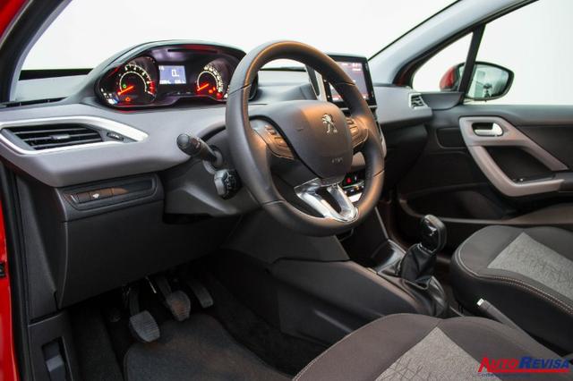 Peugeot 1.2 Allure 12v Flex - Unico Dono - 23300 Km- 2018 - Foto 17