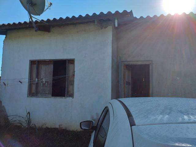 Vende-se esta casa aceito carro no negócio