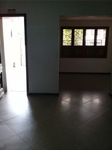 Casa na Av. Generalíssimo Deodoro para fins comerciais - Foto 2