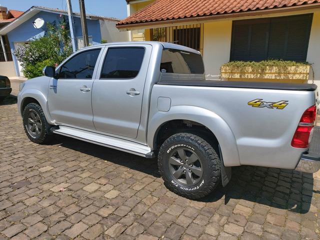 Toyota Hilux 2014 SRV 4x4 gasolina - Foto 3