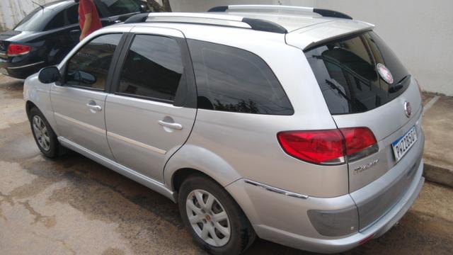 Carro muito novo, 2015 / 2016 GNV, preço pra vender rapido - Foto 4