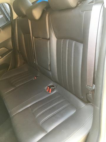 Vendo Cruze 1.8 aut.(flex) 2014 - único dono - Foto 11