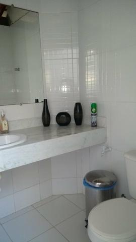 Belíssima casa ( Alto Padrão no Itaigara) - Foto 19