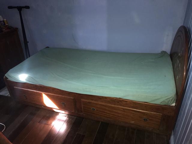 Vende-se cama