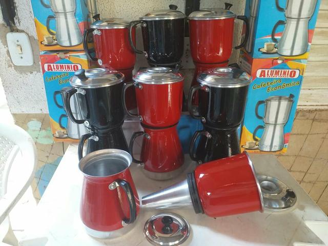 Cafeteira de aluminio