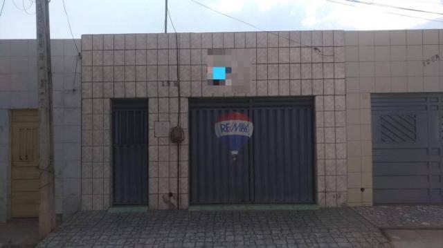 Casa com 3 dormitórios à venda por R$ 150.000 - Romeirão - Juazeiro do Norte/CE