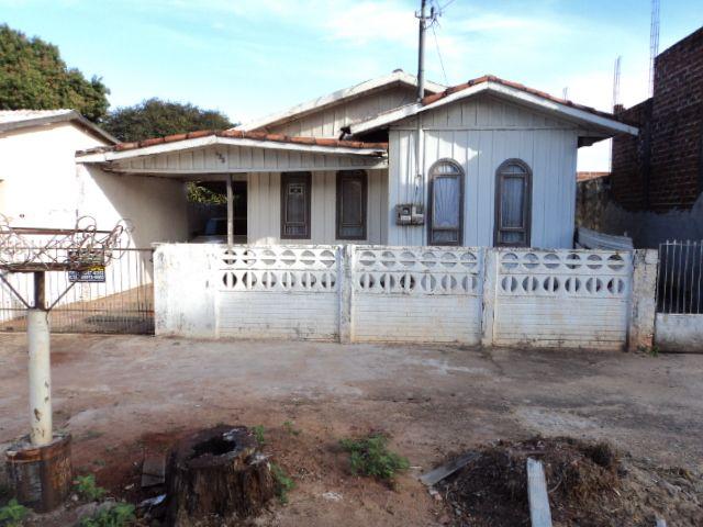 8072 | Casa à venda com 3 quartos em JD ALVORADA, MARINGÁ
