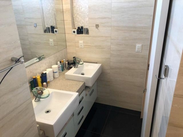 Apartamento 02 dormitórios sendo 01 suite c/ closet e hidro Região do Lago em Cascavel -PR - Foto 11