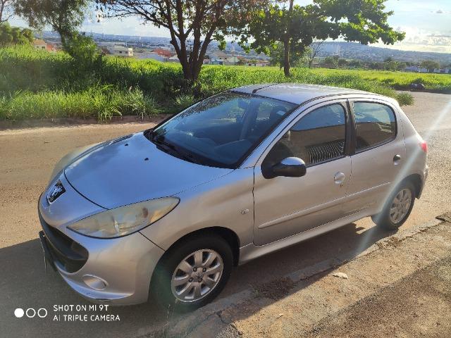 Peugeot 2008 - Foto 2