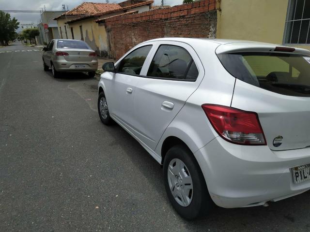 Onix lt 1.0 2015/16, único dono extra - Foto 3