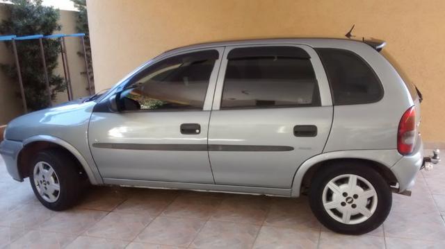 Corsa 1.6 97 4p - Foto 2