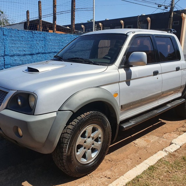 L200 OUTDOOR DIESEL 2011