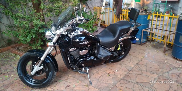 SUZUKI BOULEVARD M800