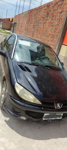 CARRO PEUGEOT 206 2 PORTAS BEM CONSERVADO.