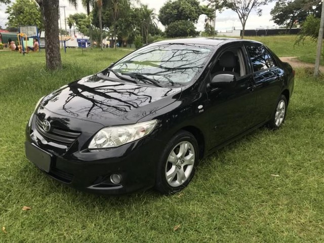 TOYOTA COROLLA 2.0 AUTOMÁTICO
