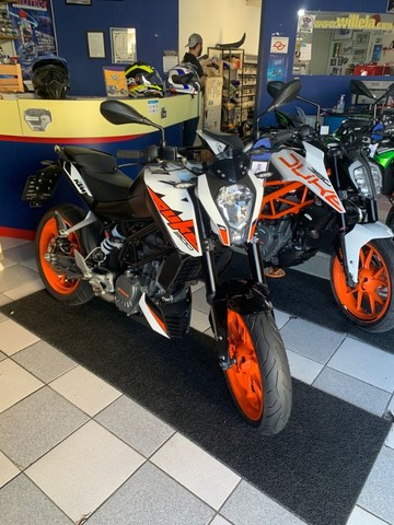 KTM DUKE 200 ABS, ÚNICO DONO, 7300KM, MARAVILHOSA