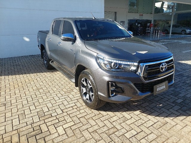 TOYOTA HILUX CD SRX 50TH ANNIVERSARY 4X4 2.8 TB AT CINZA 2019/2019