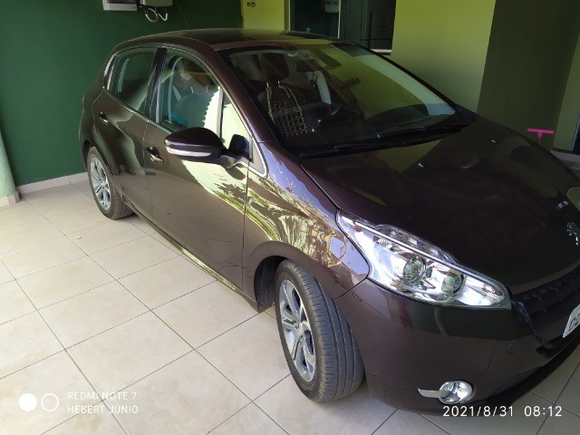 PEUGEOT 208 GRIFFE BEM CUIDADO!