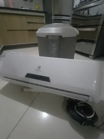 Ar-Condicionado Electrolux Split 9.000 Btus Frio Linha Ecoturbo  (VI09F/VE09F)