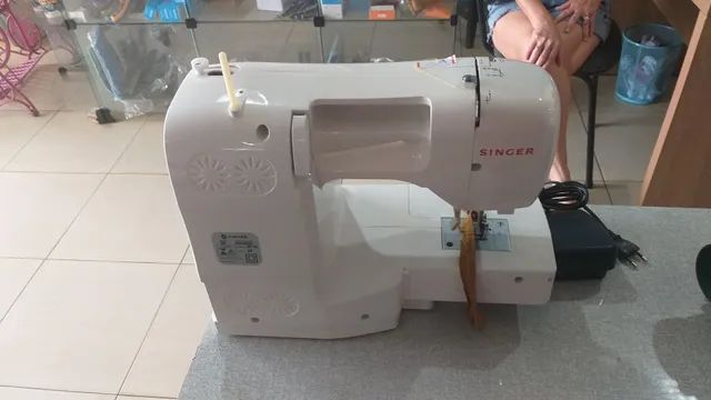 Máquina de costura Singer starlet usada  - Foto 2